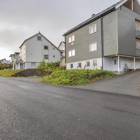 Apartment Two Bedroom Close To