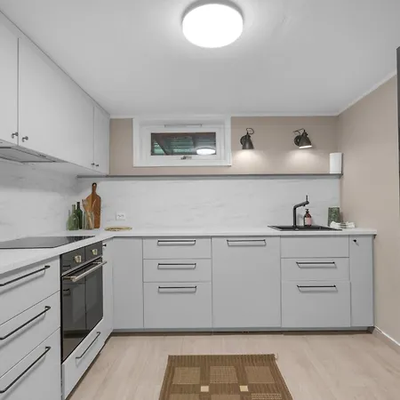 Two Bedroom Close To The * トロムソ