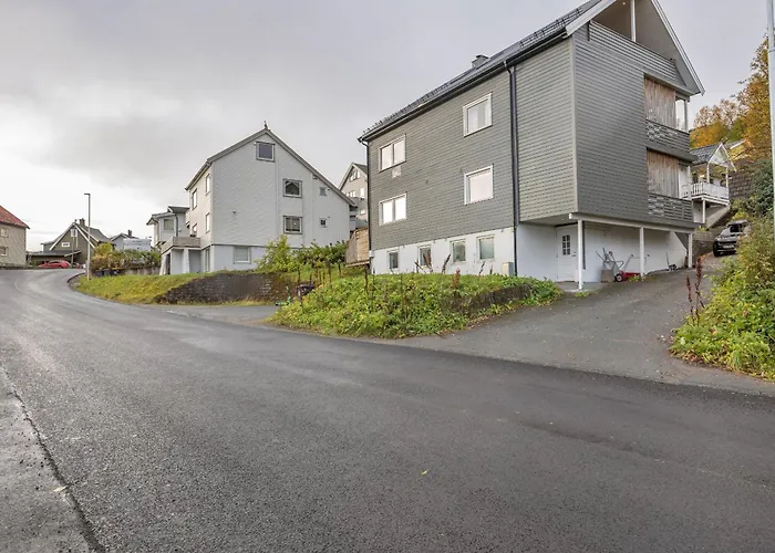 Apartamento Two Bedroom Close To