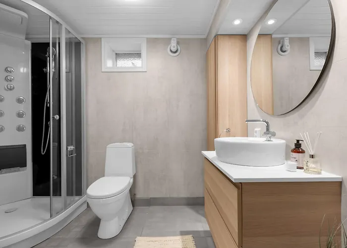 Two Bedroom Close To *