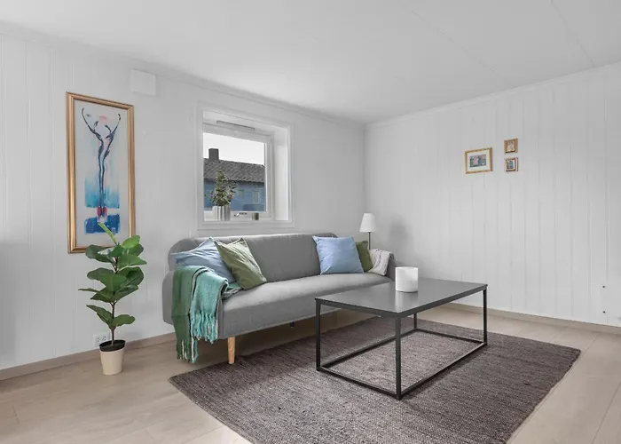 Two Bedroom Close To Apartamento