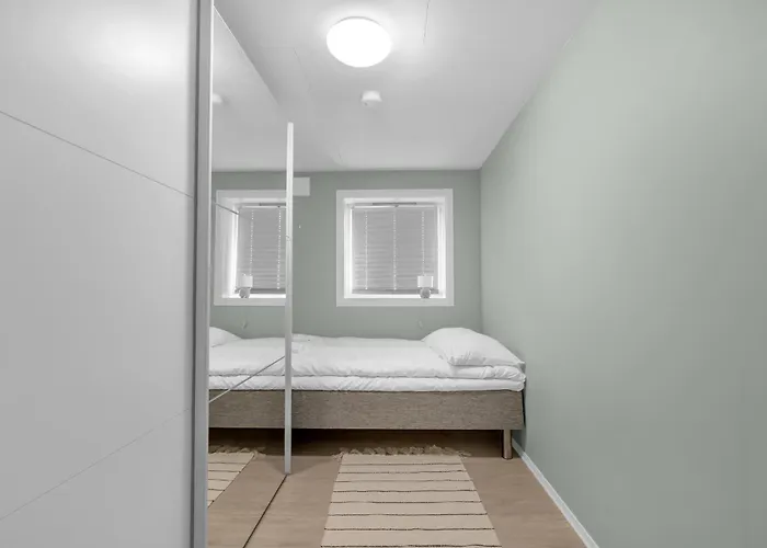 Apartment Two Bedroom Close To *