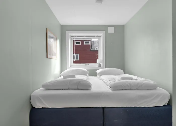Two Bedroom Close To *